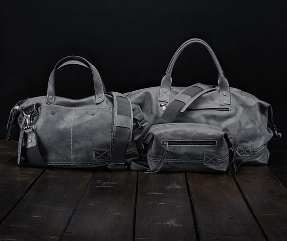 Nixon | The Leather Luxe
Collection Bags